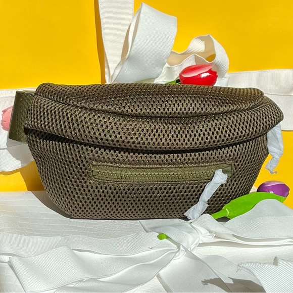 Dagne Dover Fannypack - Picture 2 of 9